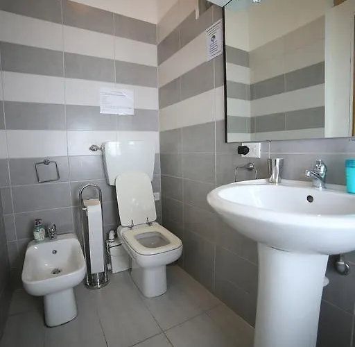 Affittacamere Eur Arcobaleno *